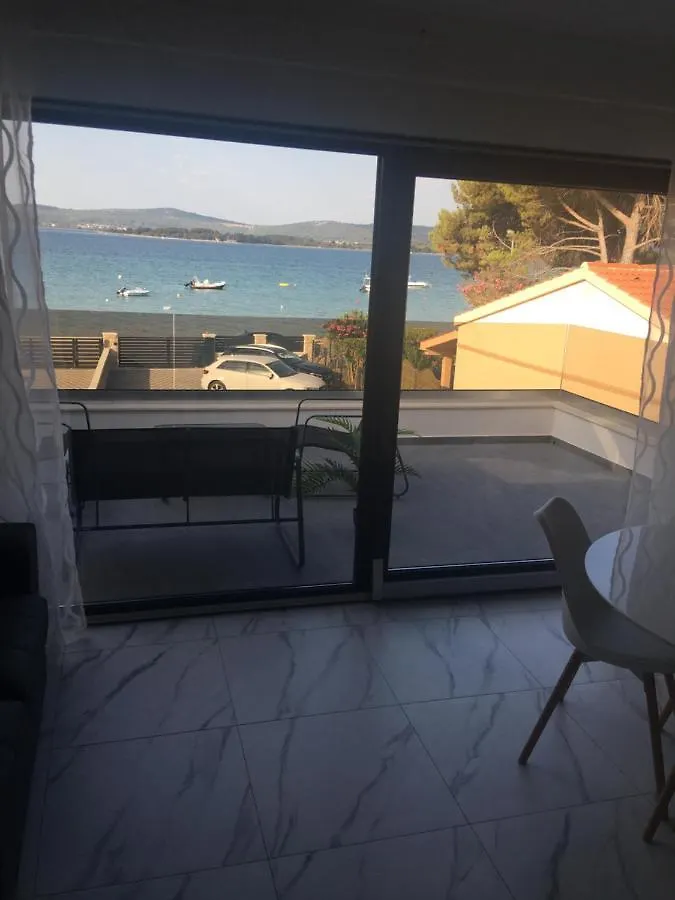 Apartmani Zlata Sveti Filip i Jakov Lägenhet