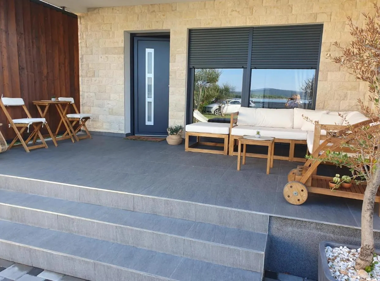 Apartmani Zlata Sveti Filip i Jakov 0*,  Croatia